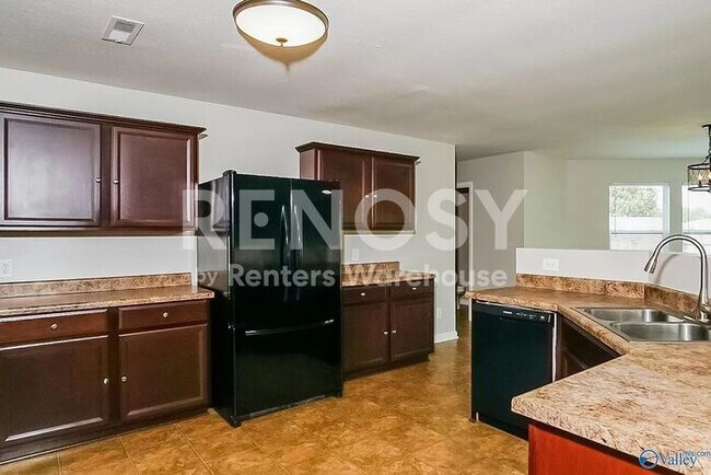 Photo - 123 Forestbrook Dr