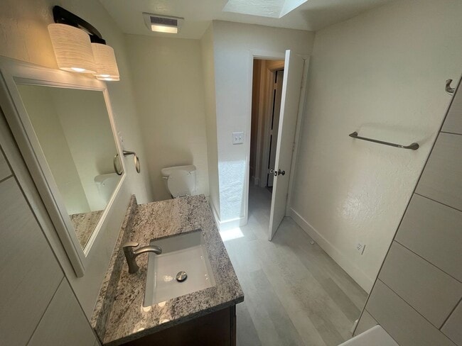 Photo - Beautiful 3 Bed 2 Bath House in Great Location! Must See!