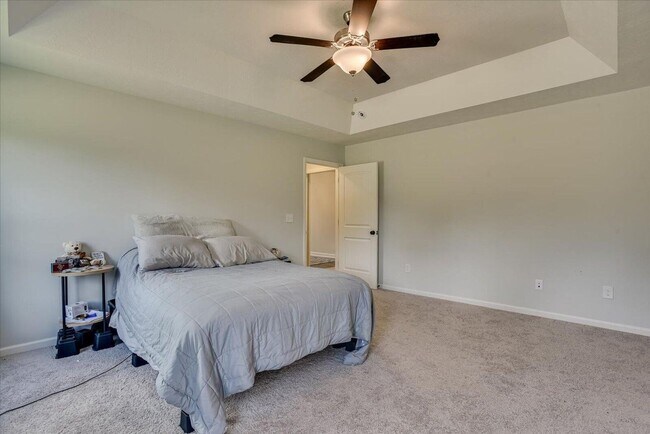 Photo - Available NOW Beautiful 3-Bedroom Home in ...