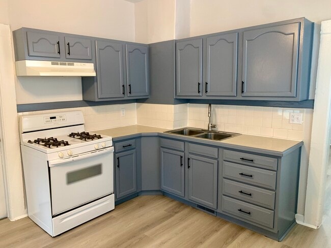 Photo - 804 Hickory St Apartments Unit 804