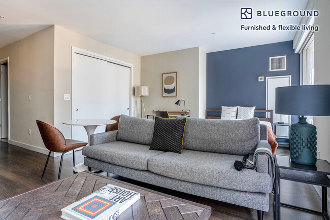 Building Photo - 77 Exeter St Rental