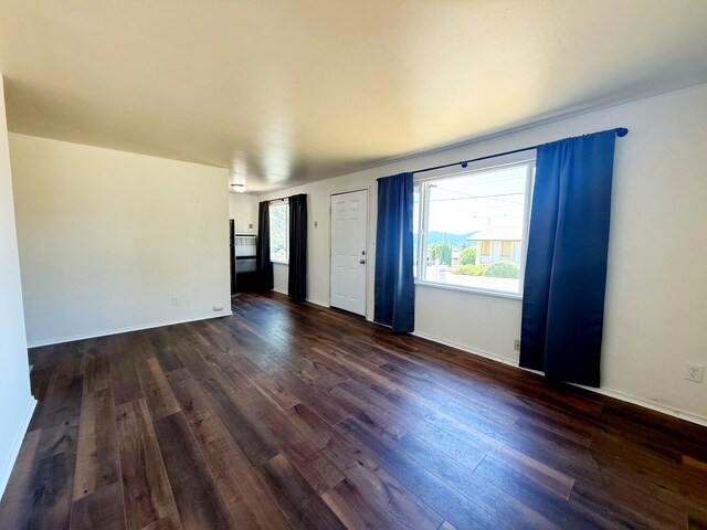 Photo - 3328 Halverson Ave