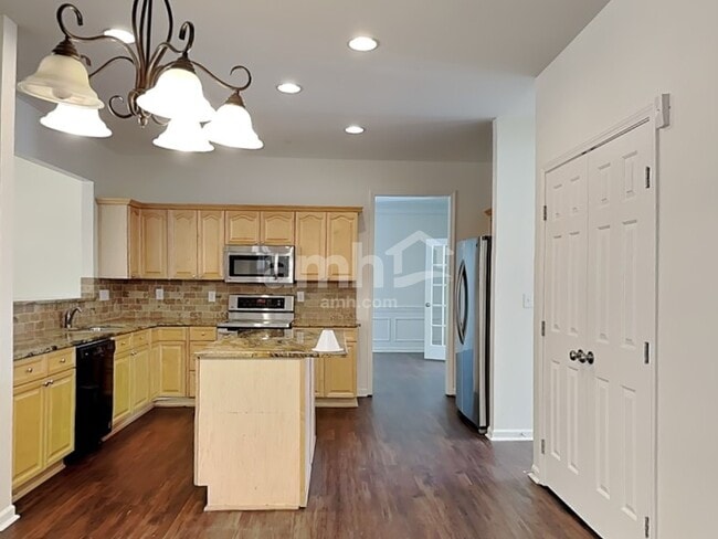 Photo - 3007 Linstead Dr