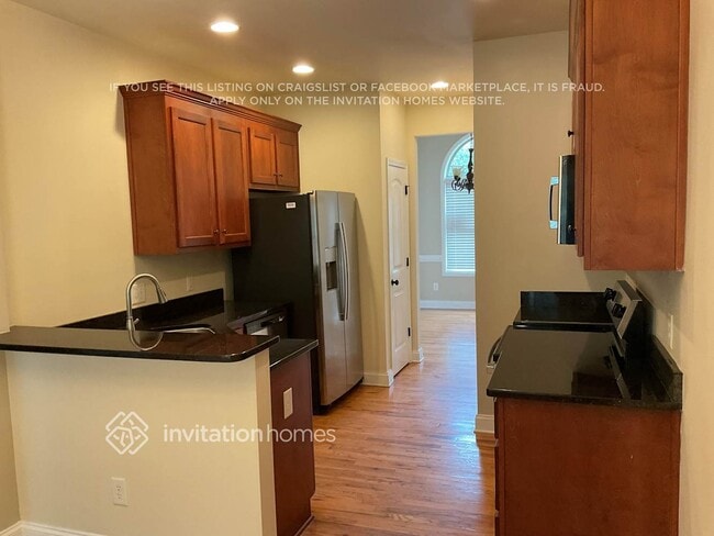 Photo - 651 Royal Crest Ct