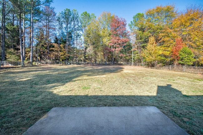 Photo - Cute Ranch Beauty in Covington, Fenced Back yard: Granite counter tops