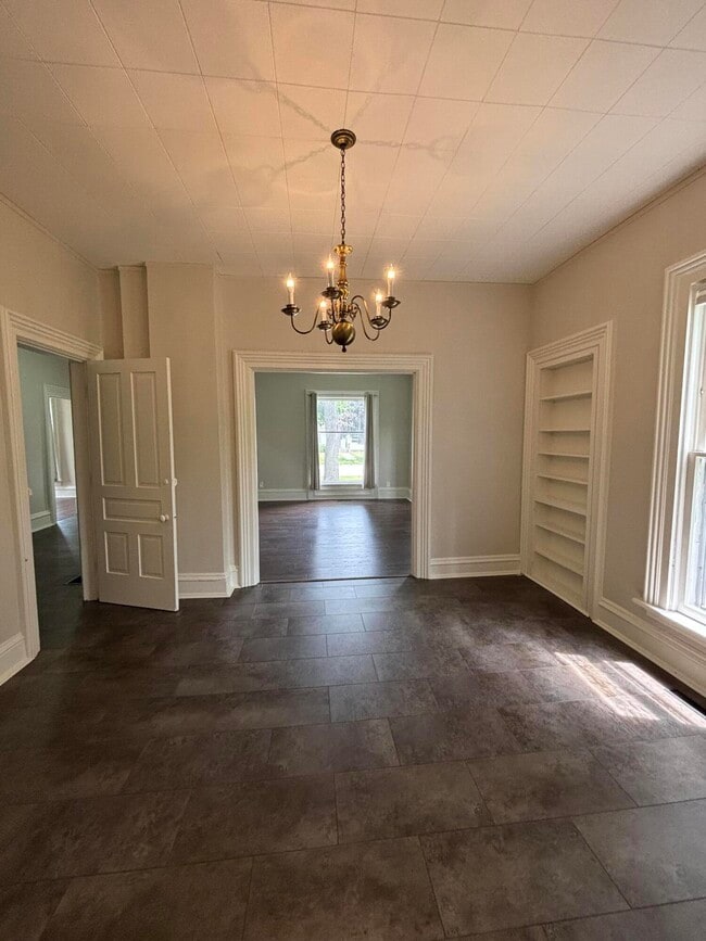 Photo - 611 Jackson St