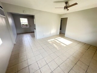 Entry to Unit - 2237 Harding St Apartments Unit 2237 Harding Street North