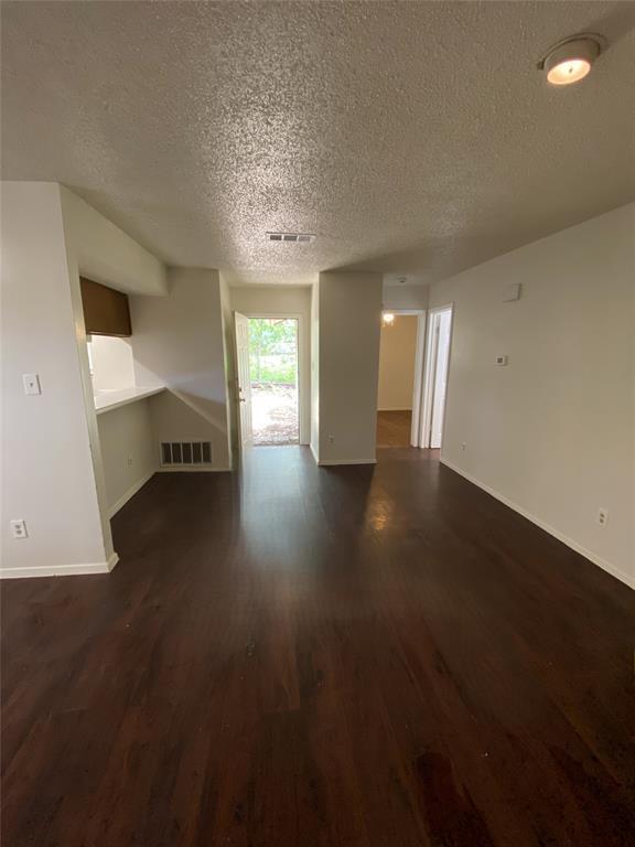 Photo - 806 Sirocco Dr