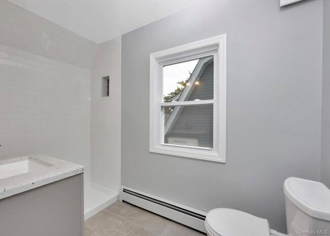 Photo - 98 N Grove St Unit 2