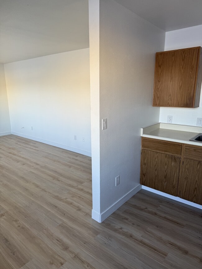 Photo - 3712 Swenson Ave Unit 7