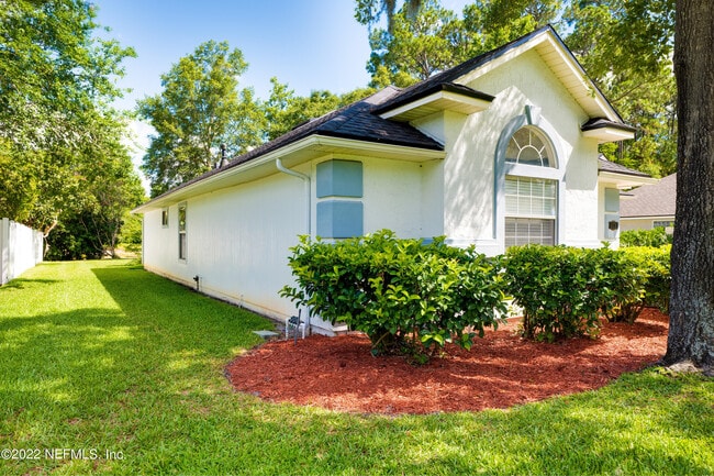 Photo - 171 Elmwood Dr