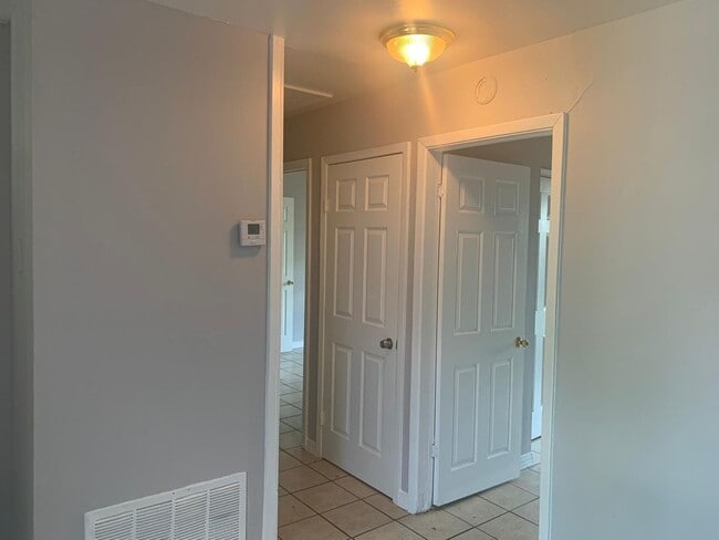 Photo - Cute 2/1 townhome with extra storage and covered parking
