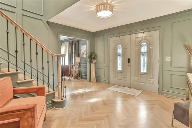 Photo - 433 New Rochelle Rd