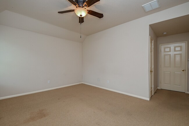Building Photo - 7218 Fox Hall Ln