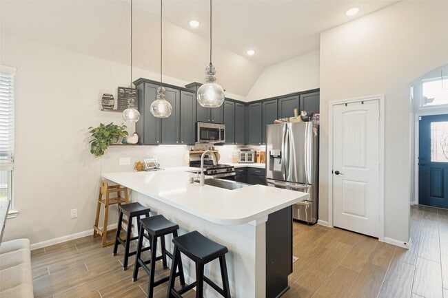 Photo - 1902 Middle Pass Ln
