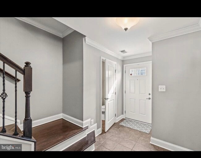 Photo - 1265 Elderslie Ln