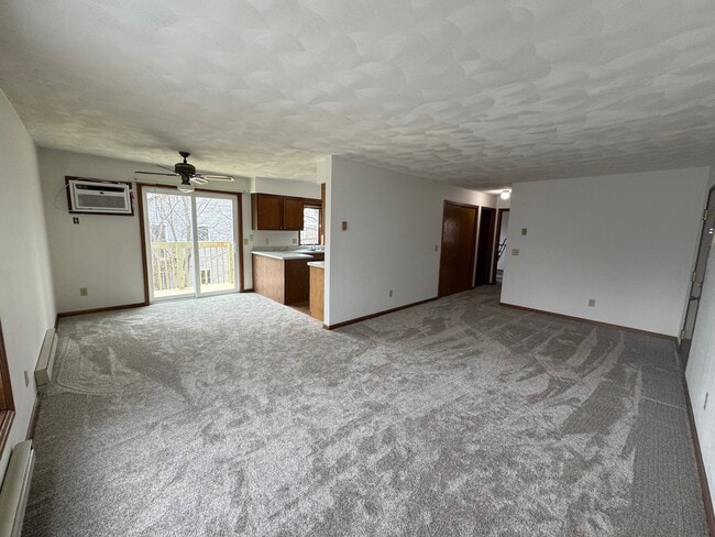 Photo - 4650 Hayes Rd Unit 3