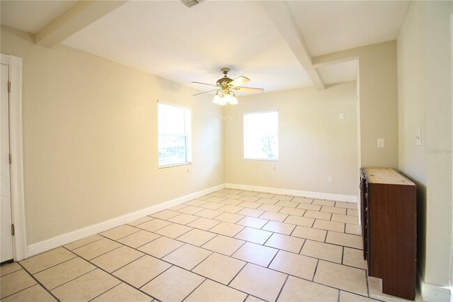 Photo - 4336 Hedge Dr E