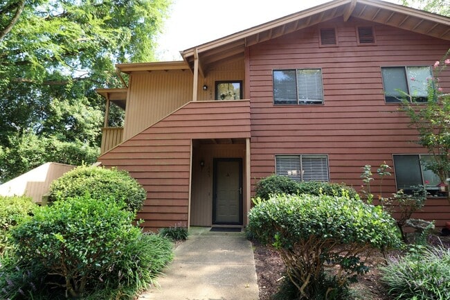Building Photo - Super cute 2 bedroom condo in great Rock Hill location! Unit 0