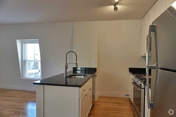Building Photo - 4 Osgood St Unit 3 Rental
