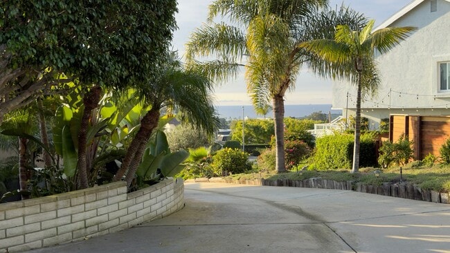 Building Photo - Cozy 1 bedroom in Encinitas!