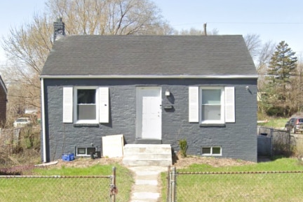 Building Photo - 2300 Maryland St