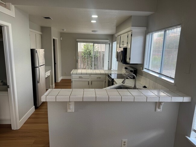 Photo - 2776 Woodmont Dr