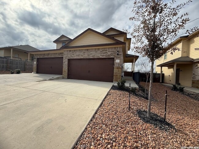 Photo - 5611 Rio Cyn