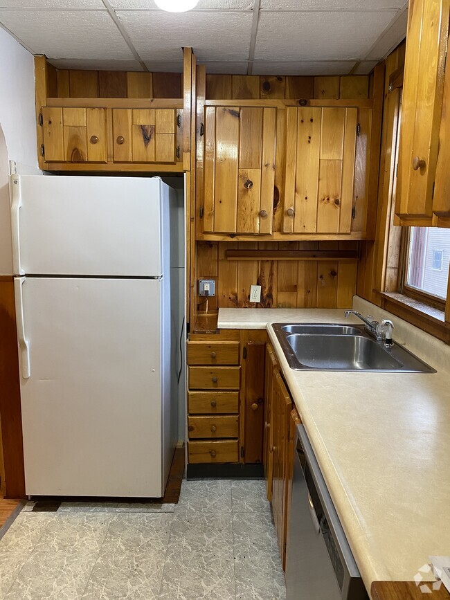 Building Photo - 527 Champlain St Unit First Floor Rental