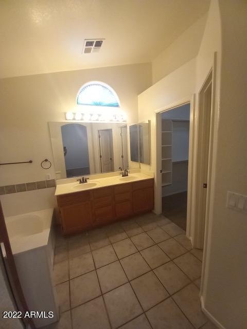 Photo - 1338 E Encinas Ave