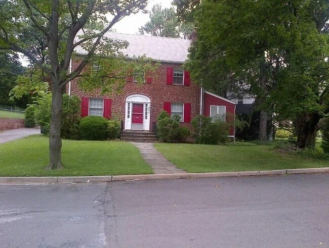 Building Photo - 1801 Grace Church Rd