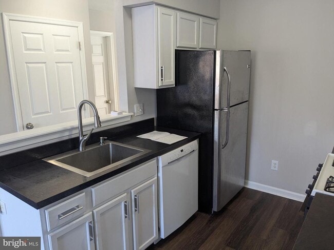 Photo - 25 Millstream Rd