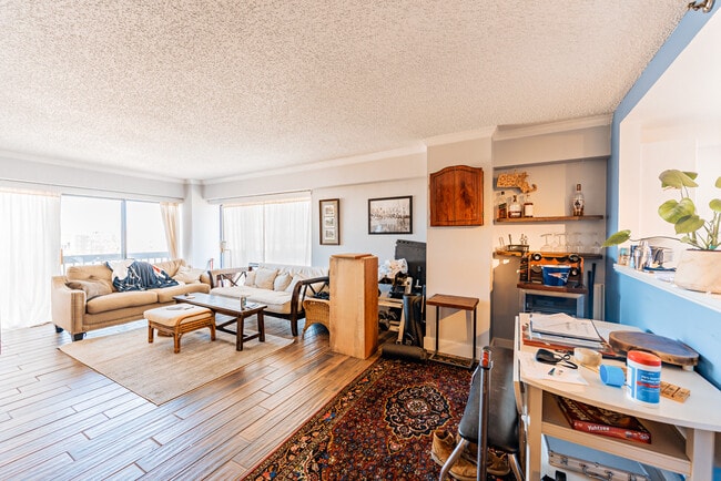 Photo - 15 North Beacon St Unidad 402