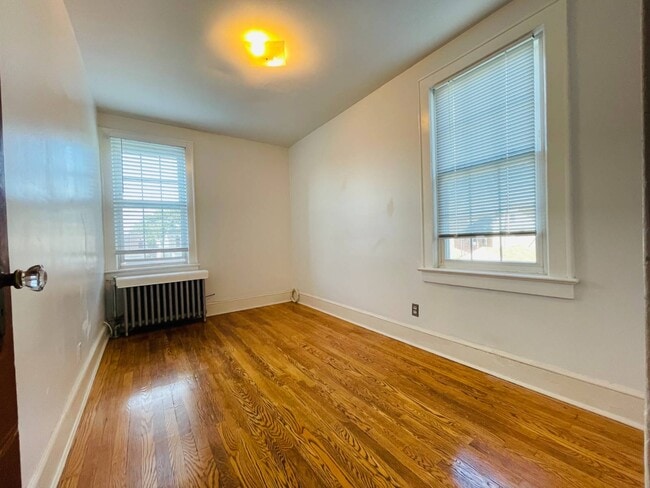 Photo - 119-39 7th Ave