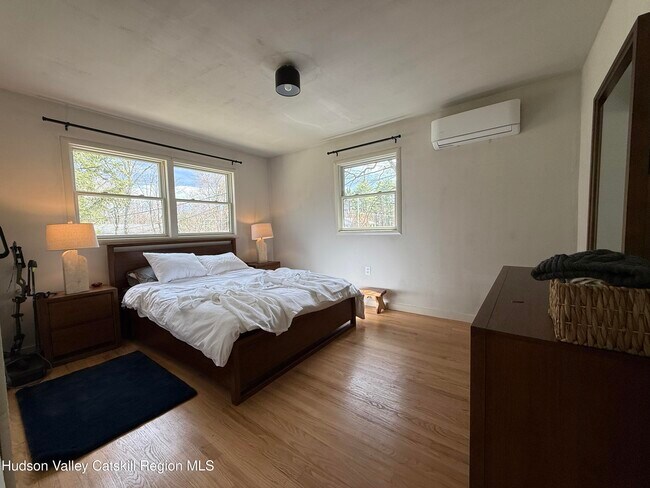 Photo - 13 Arnold Dr