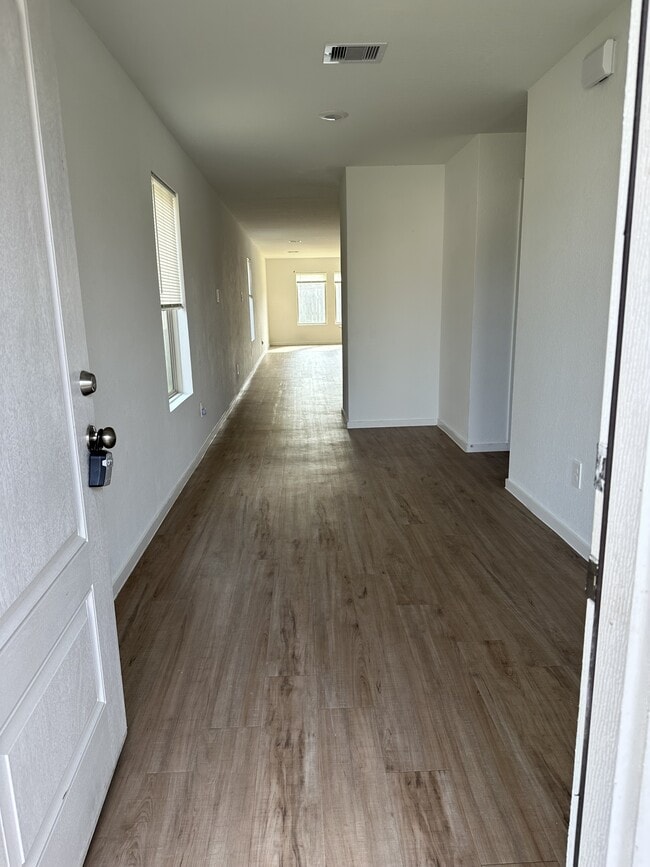 1558 San Sebastien Dr