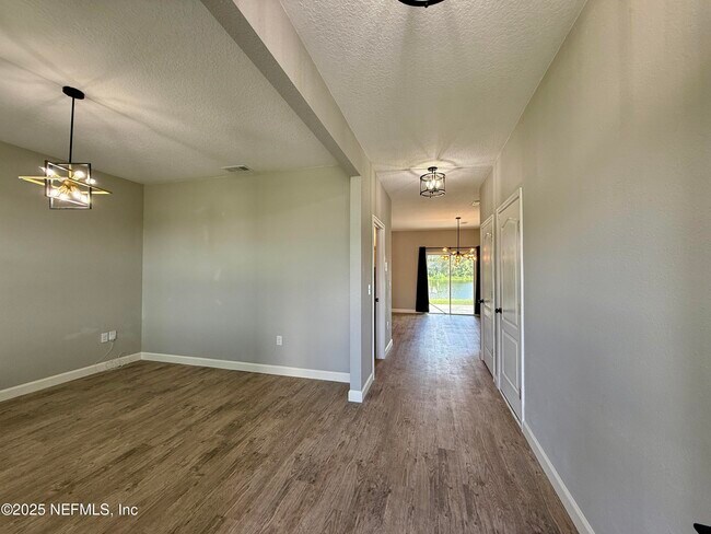 Photo - 2200 Pebble Point Dr
