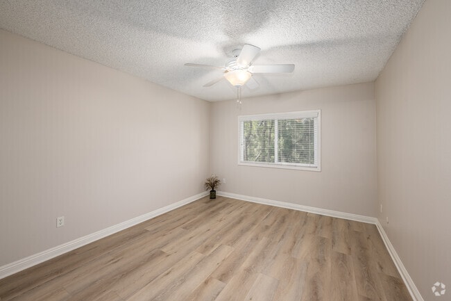 3BR, 2BA - 1,200SF - Primary Bedroom