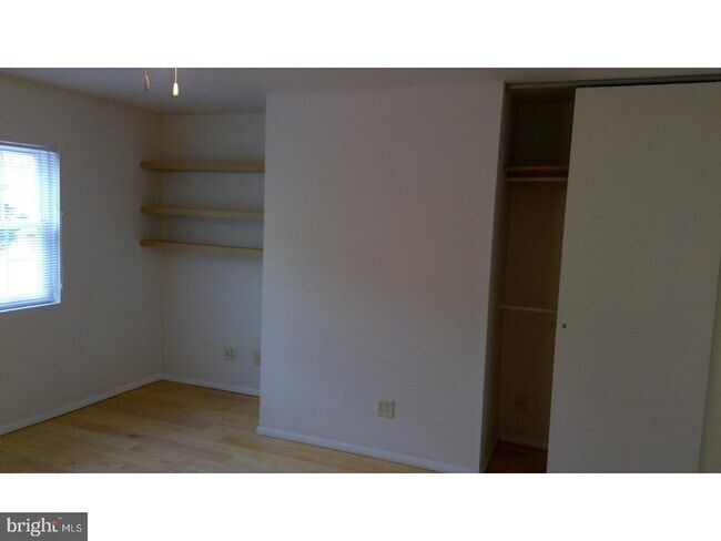 Building Photo - 379 Old Forge Crossing Rental