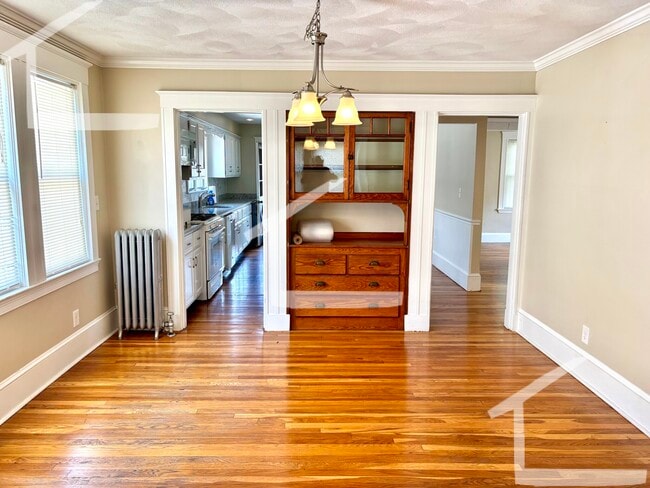 Photo - 32 Irvington Rd