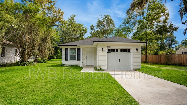 Building Photo - 8008 Railroad Ave