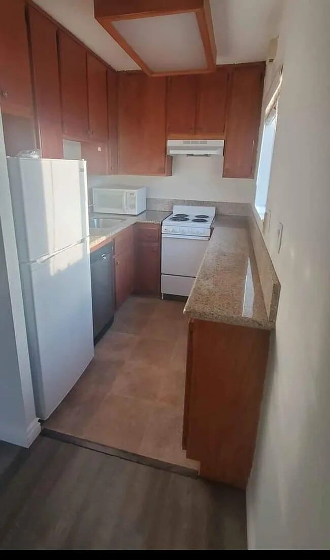 Photo - 3645 Country Oaks Loop Unit #B