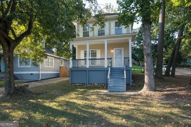 Building Photo - 1331 Memorial Dr SE Rental
