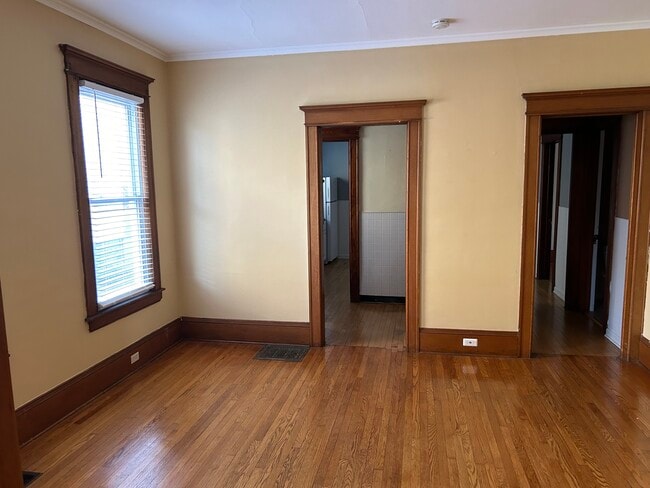 Photo - 123 N Lowell Ave Unit 123 North Lowell Ave