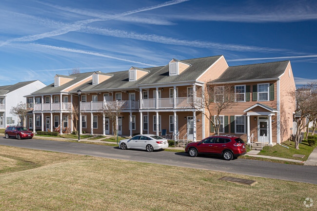 Aviation Oaks Exterior - Naval Air Station Joint Reserve Base Apartments