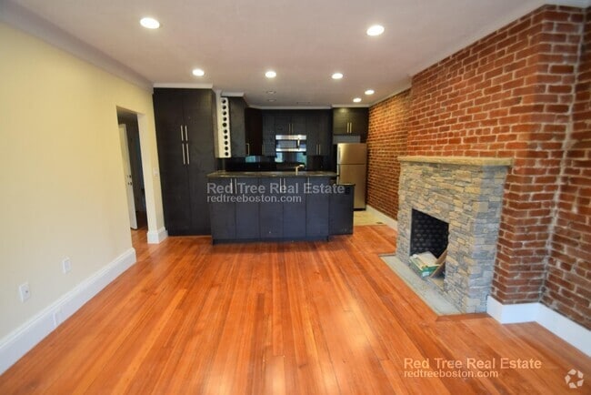 Building Photo - 1614 Beacon St Unit 22 Rental