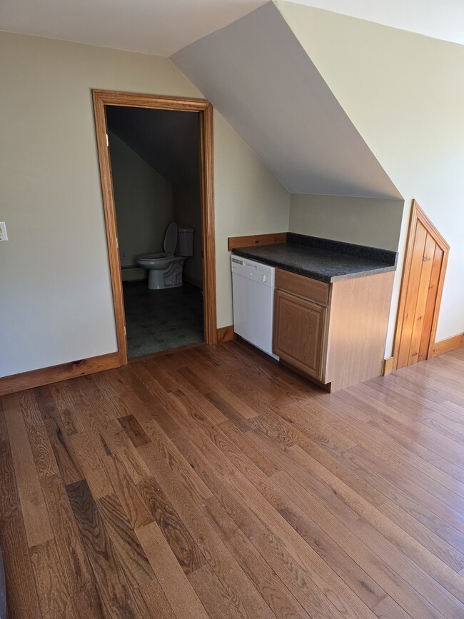 Kitchen - 19 Marshall Valley Rd Unit B