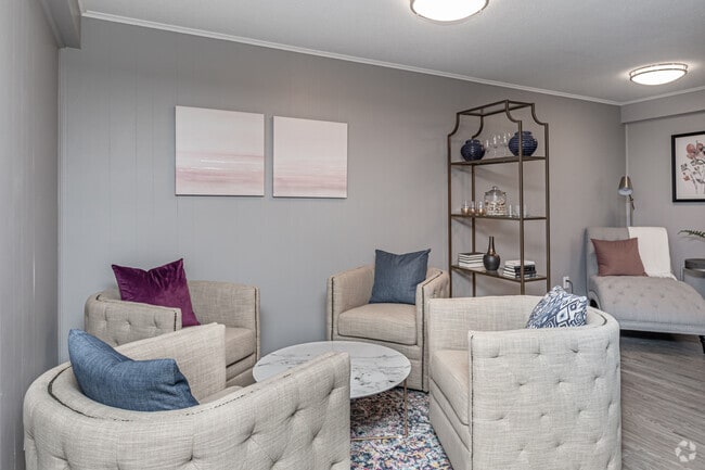 2BR, 2BA - Pine - Forest Place
