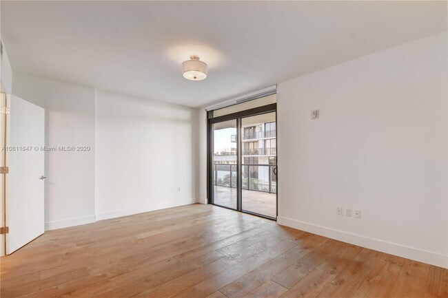 Photo - 2101 S Surf Rd