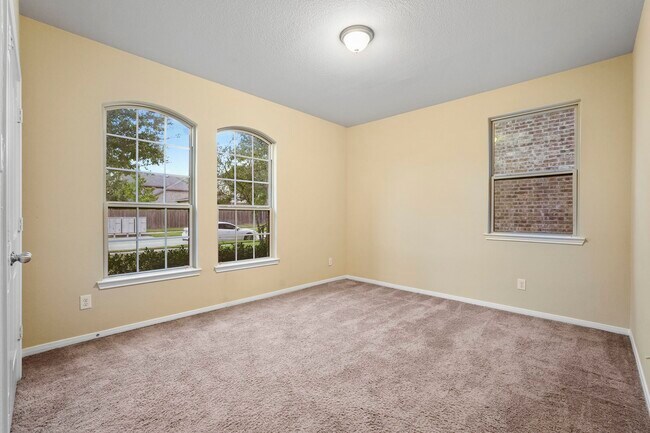 Photo - 115 Meadow Valley Dr